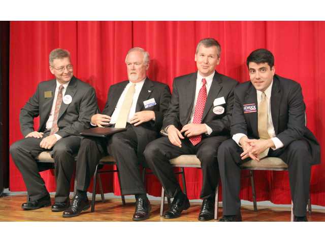 Men running for Congress hold forum