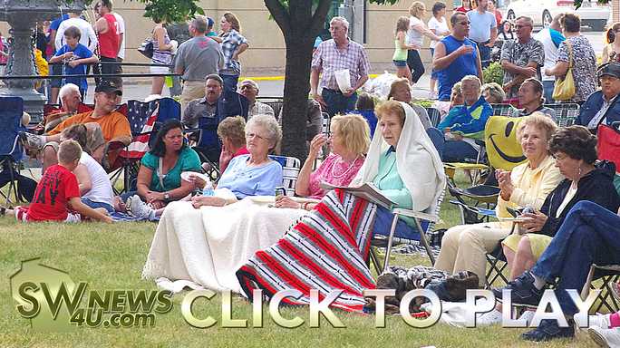 Click to play 2012 Night on the Square