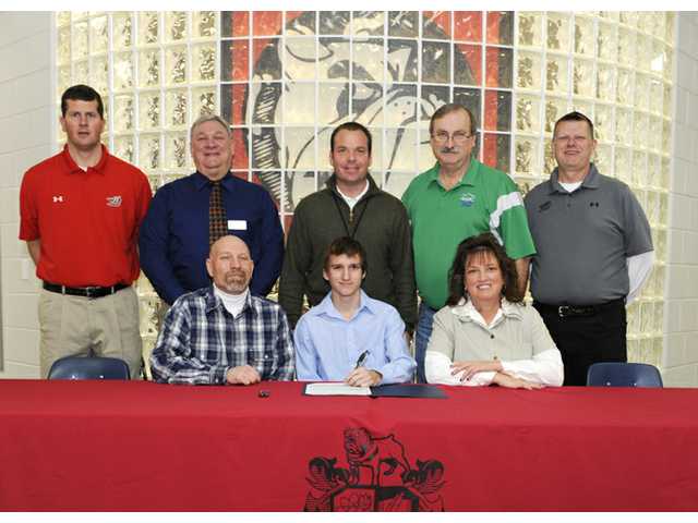 Barrow cross country runners sign with colleges