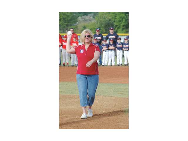 Winder Dixie Youth opens 2012 season