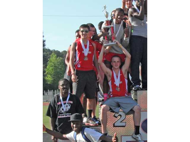 TRACK: Bulldogg boys take second at Jefferson Relays