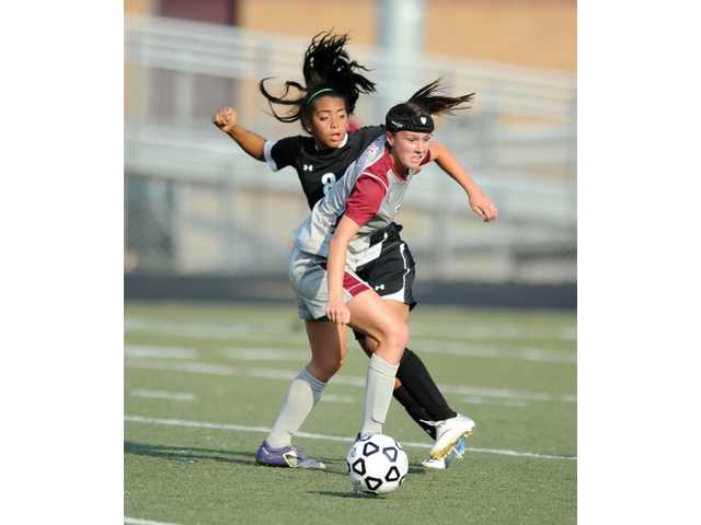 SOCCER: Winder-Barrow girls fall to Lambert in first round of state