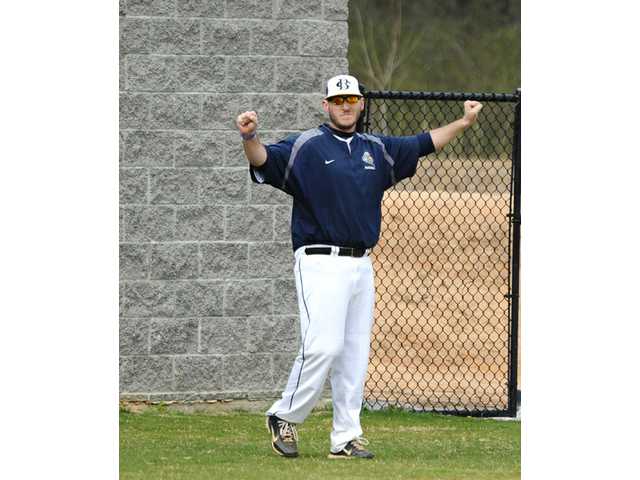 BASEBALL: Knights coach Pou, players honored by GISA