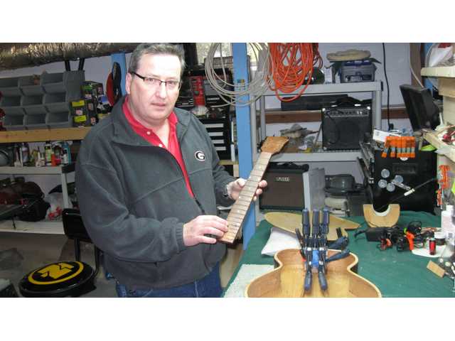 Guitar King comes to Winder