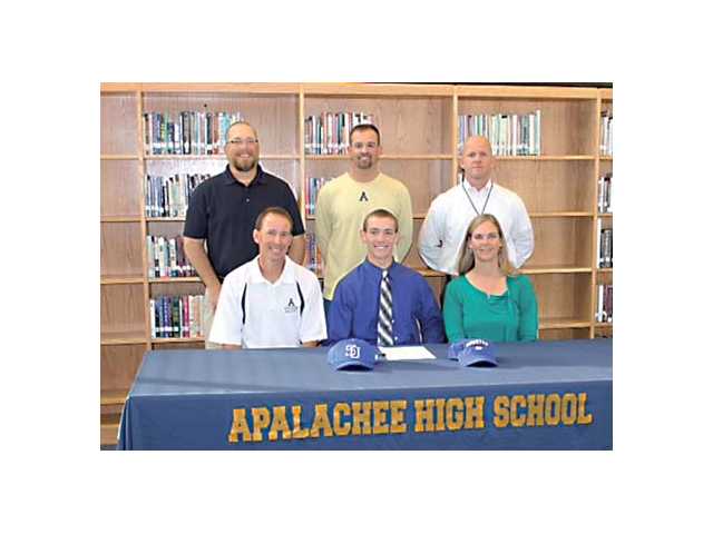 Miller signs with Shorter