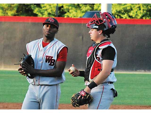 Diamond Doggs advance to Sweet 16