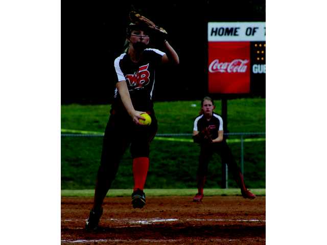 Lady Doggs outlast rain, errors to win first round series in three Lady Doggs outlast rain, errors to win first round series in three