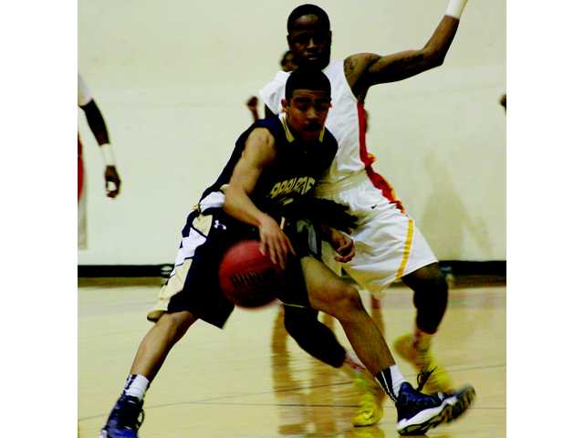 Wildcat basketball hits the fairways Wildcat basketball hits the fairways