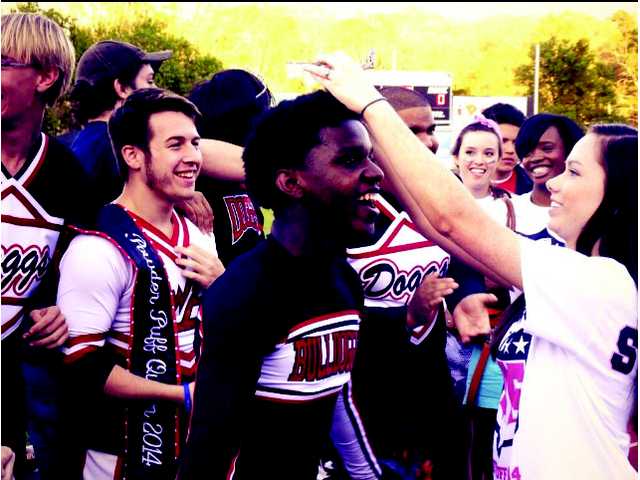 Powder puff game delights students Powder puff game delights students