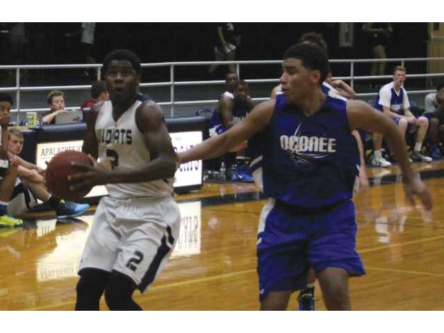 Wildcats keep on rolling with win against Oconee Wildcats keep on rolling with win against Oconee