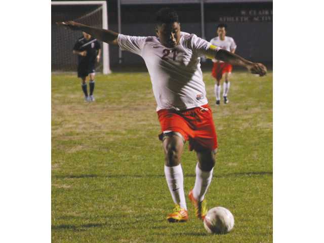 Winder Soccer Dogg looks ahead Winder Soccer Dogg looks ahead
