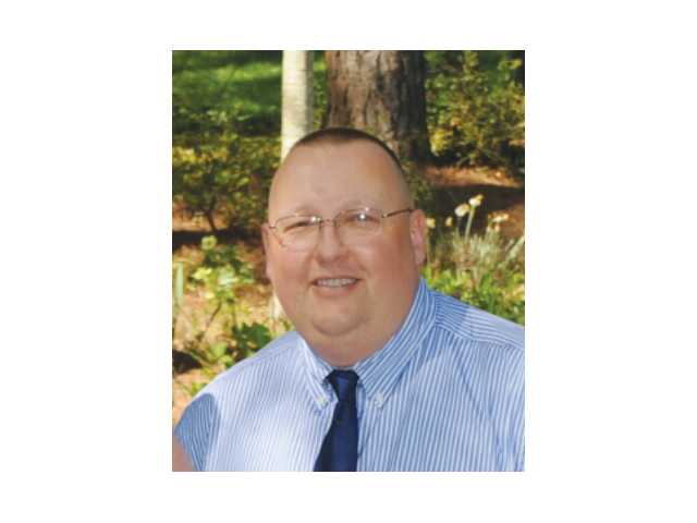 Statham appoints Martin as city administrator, approves new police chief Statham appoints Martin as city administrator, approves new police chief