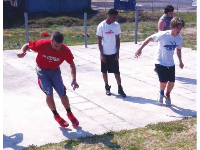 Big Doggs jump, run and lift to win Big Doggs jump, run and lift to win