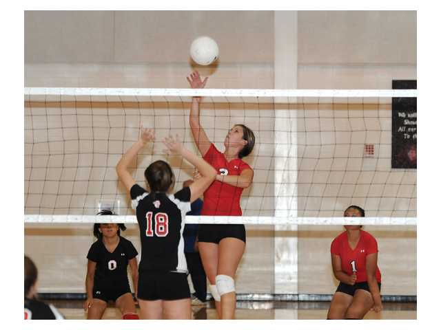 Volley Doggs even region record