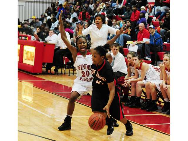 Lady Doggs fall to Red Raiders