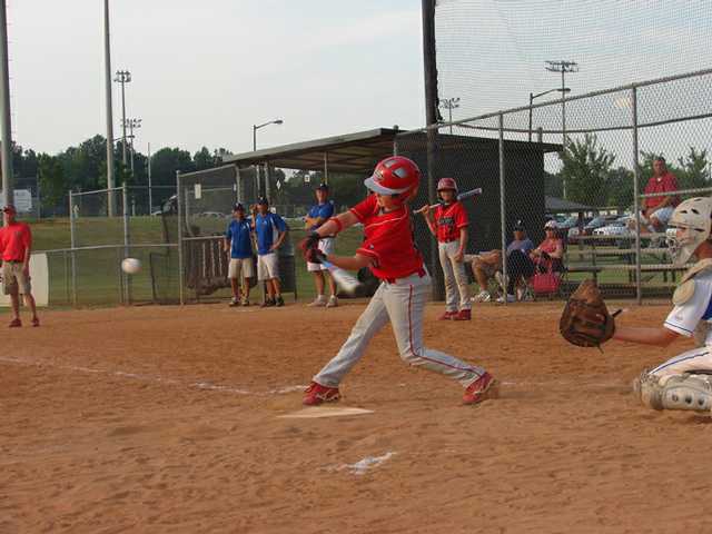 Elite Bulldoggs win first game of state tournament