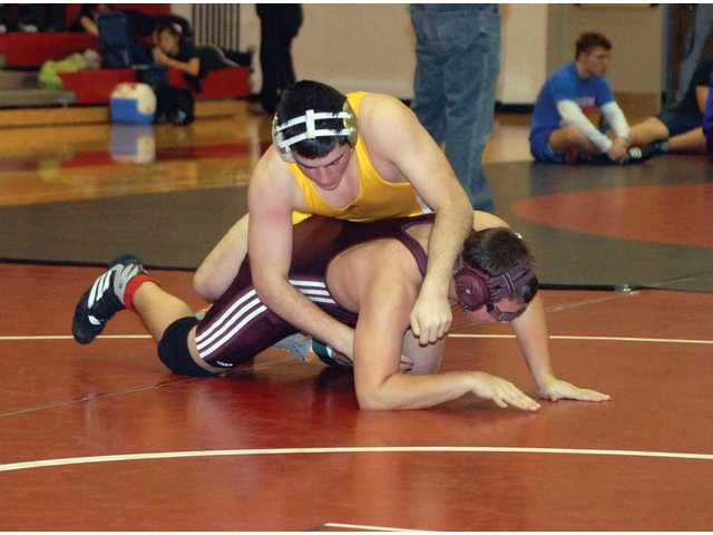 Barrow wrestlers hit the mats at George Thompson Memorial Tourney
