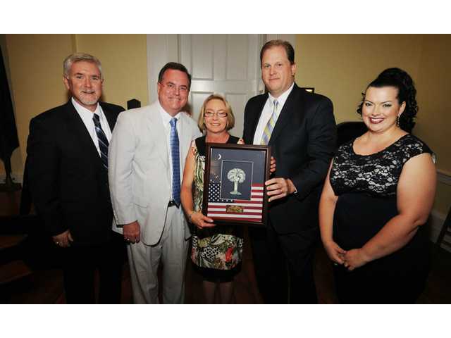 Chamber hands President’s Award to Thiel Shull