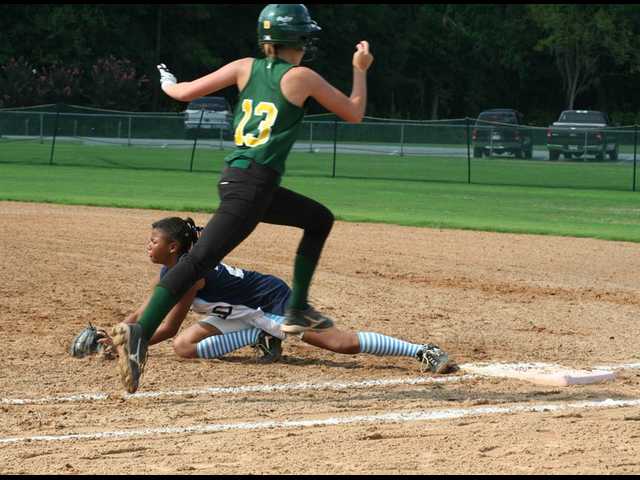 Lady ’Landers fight despite odds