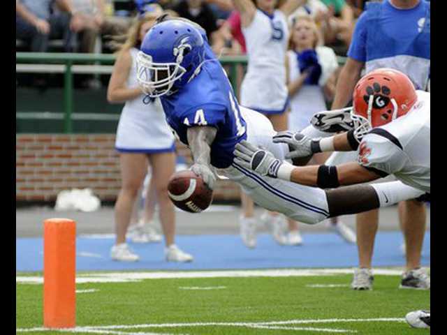 Ex-Panther scores first college TD