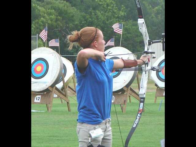 Long Co. archers 3rd in nation