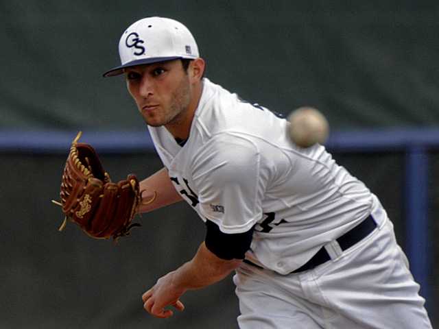 Eagle baseball keeps rolling