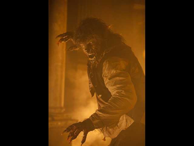 Del Toro's 'Wolfman' is funereal, not fun 