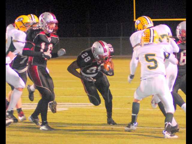 Mustangs survive wild affair with Wolfpack