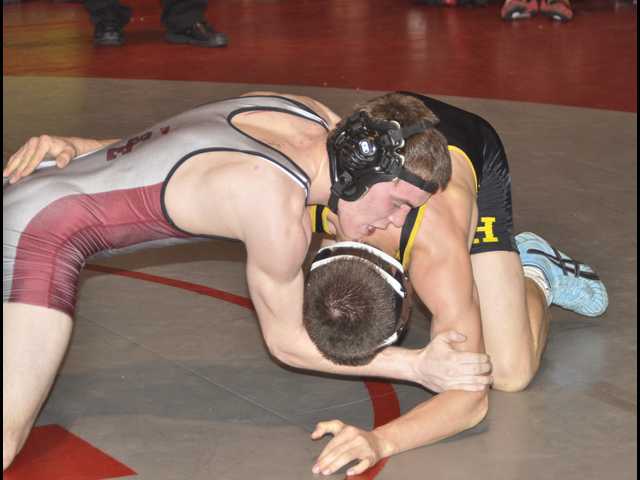 Rebels take second, Mustangs third at area tourney