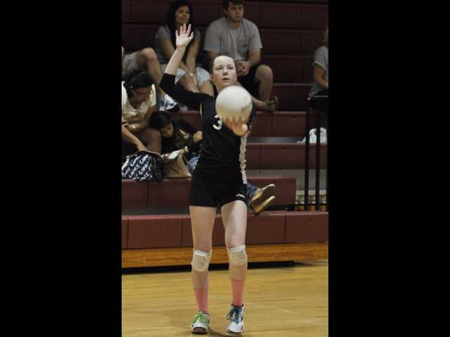 Lady Mustangs battle way into state tourney