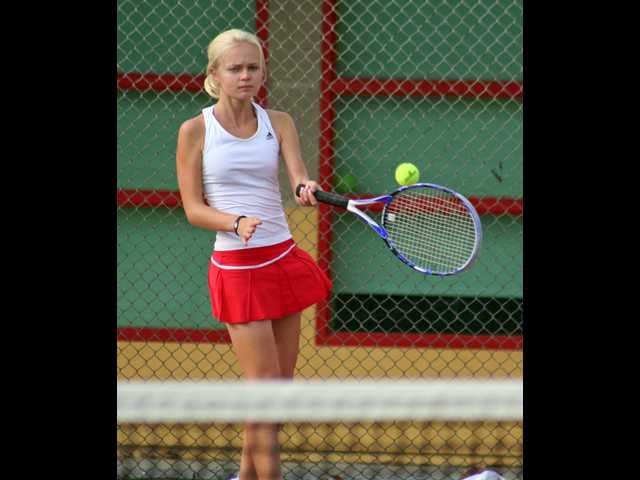 Tennis Mustangs Slip To Rocklin