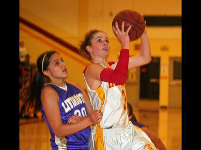 Oakdale Girls Earn Postseason Rights Over Livingston