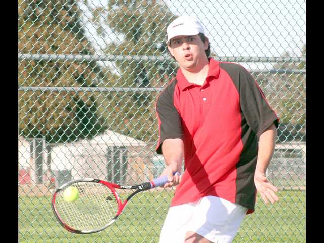 Oakdale Trio Looking To Light Up The Court