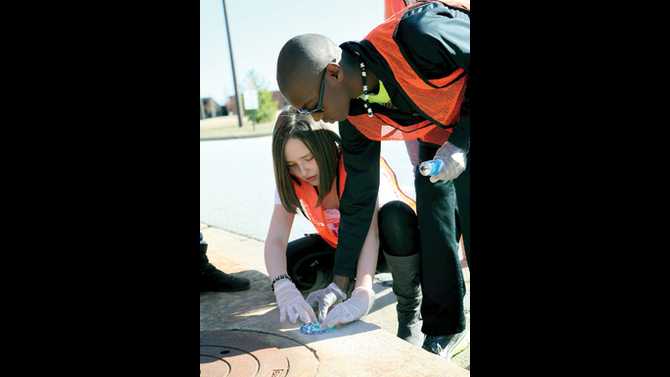 DMS students help keep waterways clean