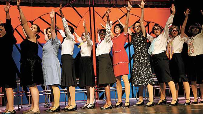 Roaring good time at Heritage's 'Modern Millie'