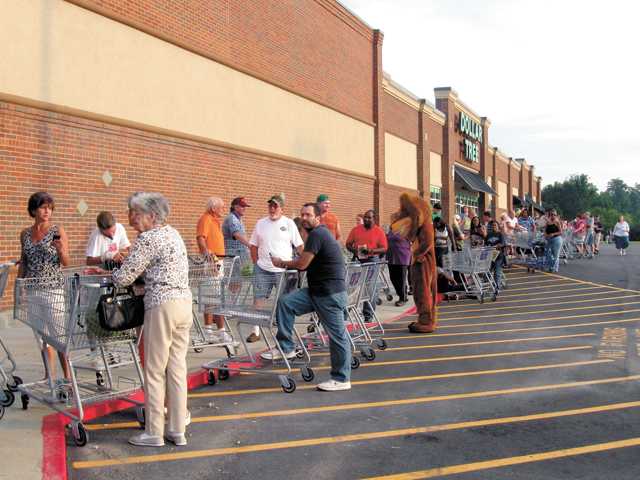 Food Lion Grand Opening