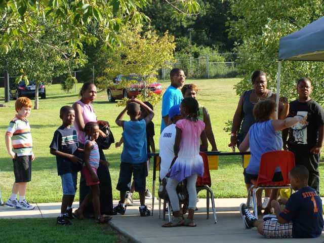 Sims Elementary hosts carnival