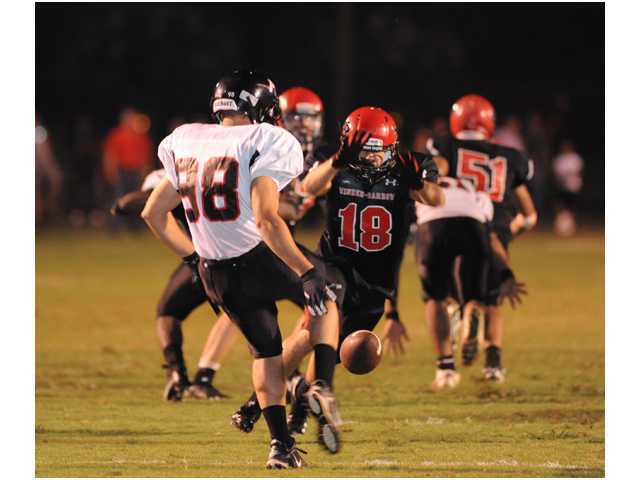 Bulldogs edge Winder-Barrow