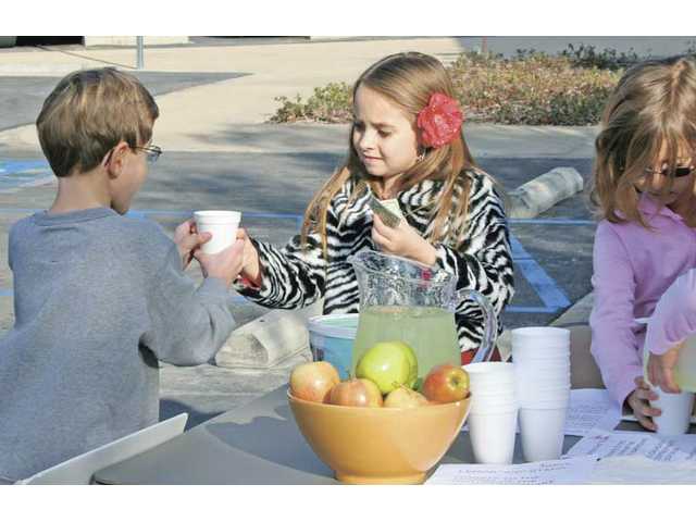 Youngsters make sweet gesture