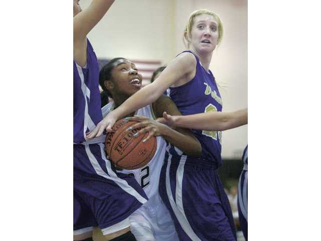 Foothill League girls basketball: Multi-faceted West Ranch tops Vikings