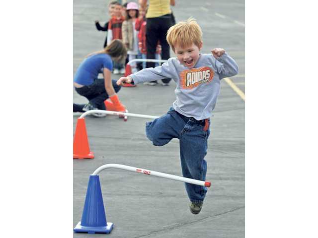 Students get active to raise funds
