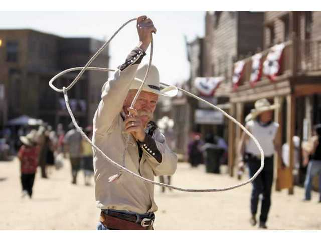 Thousands taste cowboy life