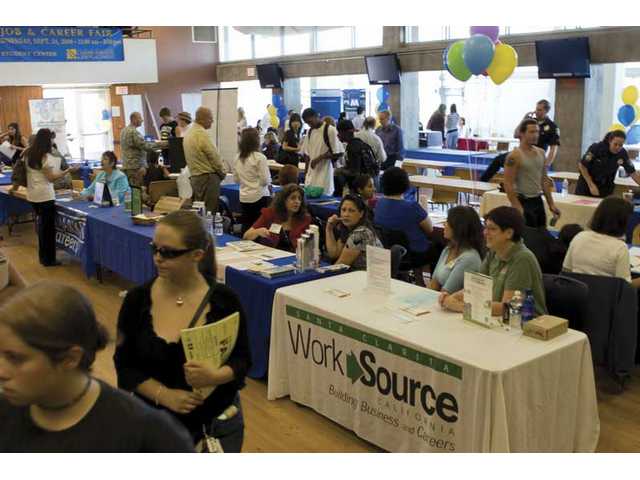 COC’s job fair attendance up