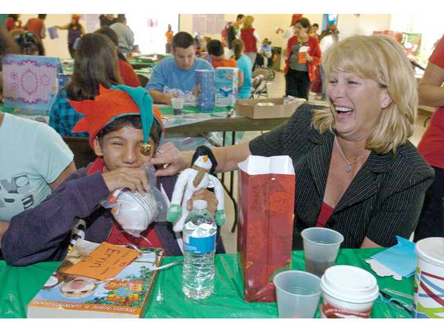Santa comes early for Valencia High School students