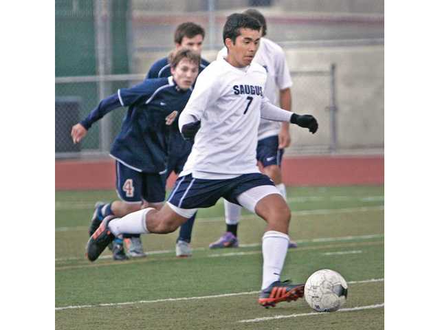 Prep soccer: Cents allow late draw