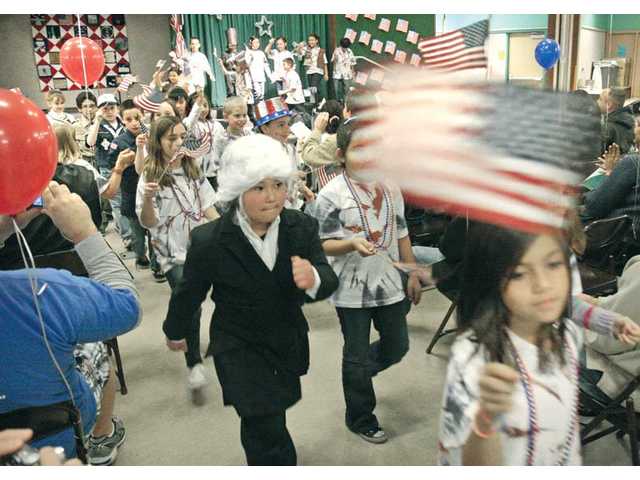 Castaic students dress for patriotism