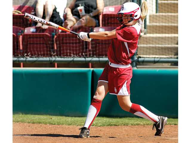 College Softball: Oklahoma's Jessica Shults and Brittany Williams, Booming Sooners