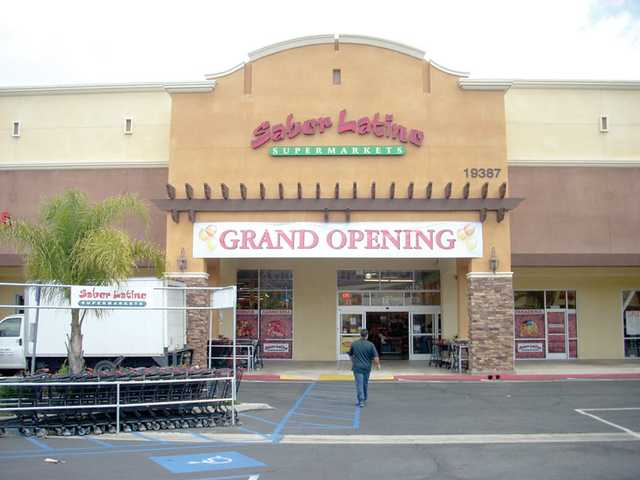 New market offers name-brand discounts 