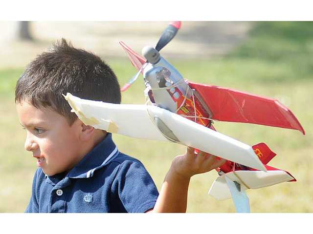 Kids take to sky with model airplanes