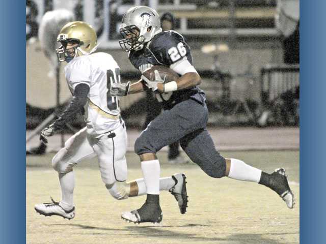 Foothill football: Cents set up showdown